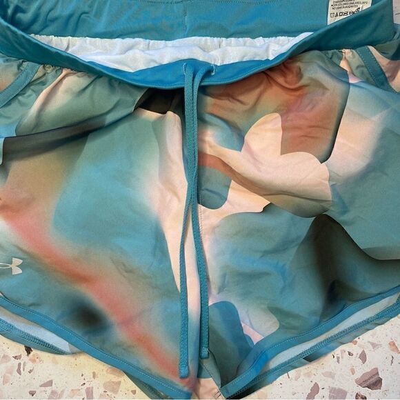 UNDER ARMOR FLY BY 2.0 PRINTED SHORT - Picture 6 of 12